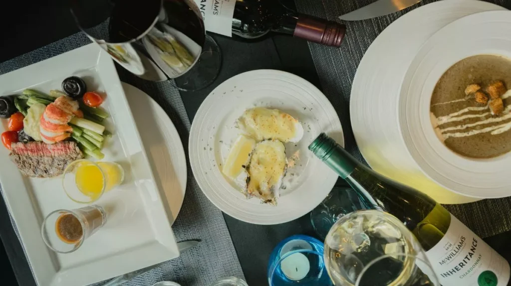 Plat traditionnel luxembourgeois Judd mat Gaardebounen